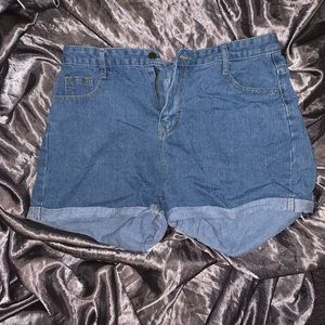 HIGH WAIST JEAN SHORTS
